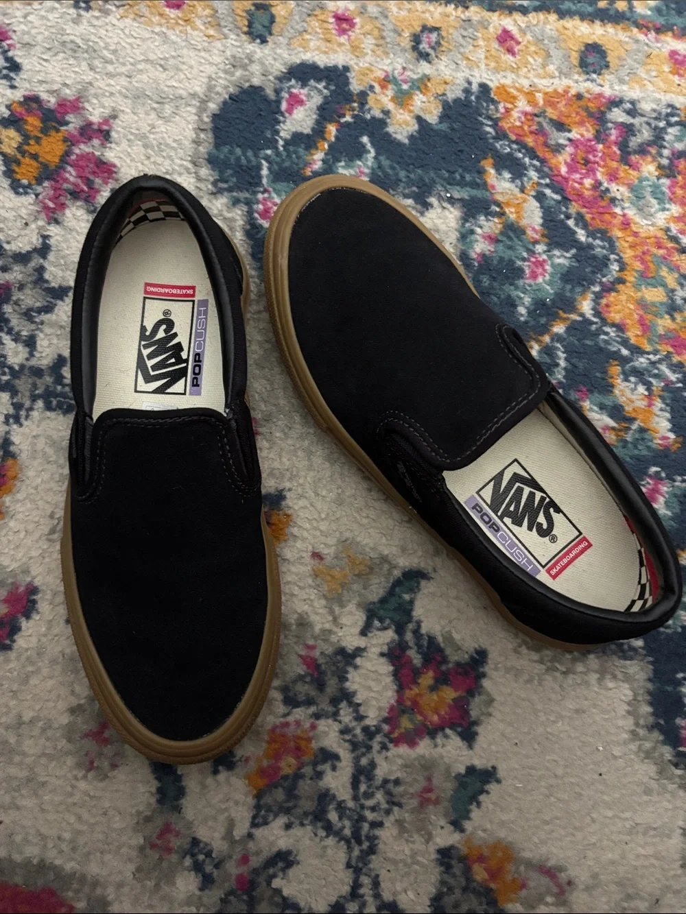 Vans Classic Slip-On in Black suede with Gum Sole